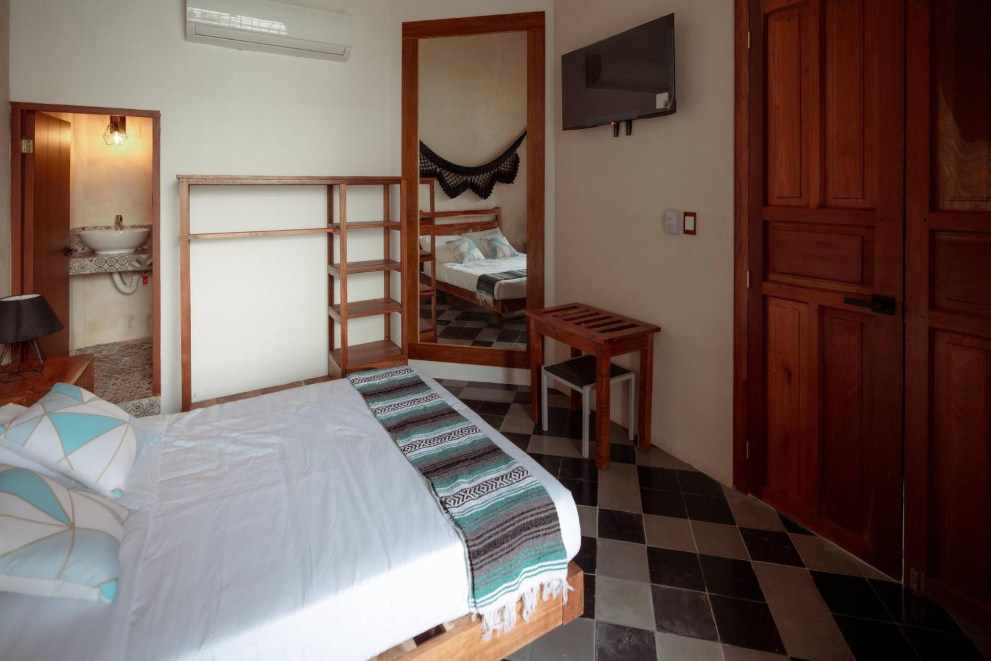 Hotel Boutique Casa Jade แคมเปเช ภายนอก รูปภาพ